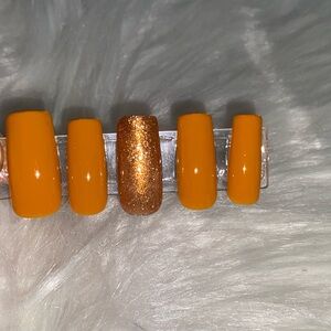 10pcs Medium Square Orange with Orange Glitter Accent Press on Nails